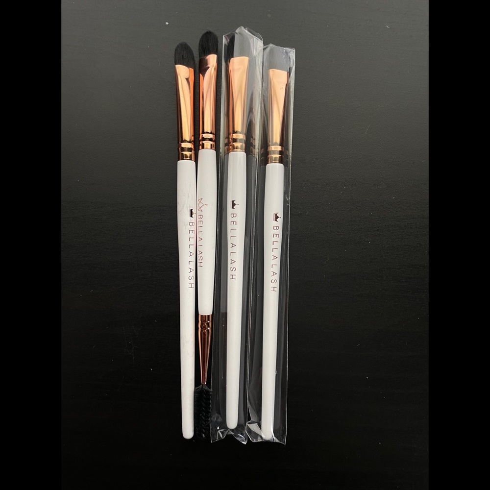 Bella Lash Brush